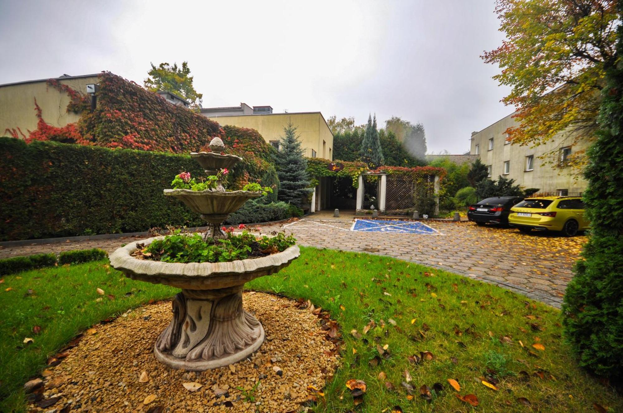 Hotel Trzy Swiaty Spa & Wellness Rajska Wyspa Gliwice Exterior photo