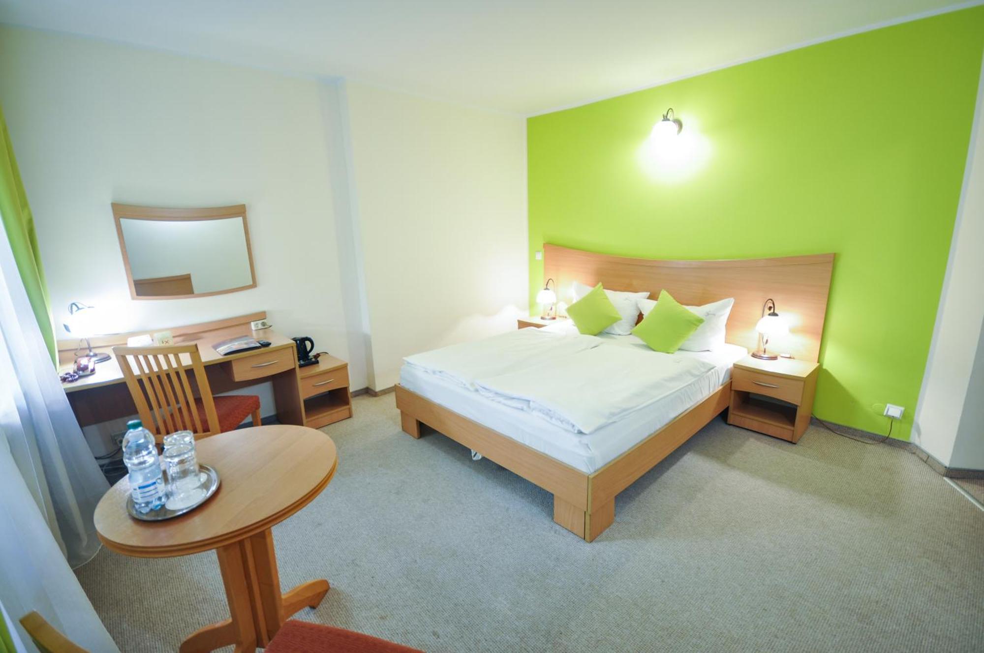Hotel Trzy Swiaty Spa & Wellness Rajska Wyspa Gliwice Exterior photo